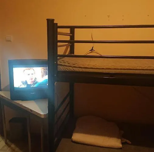 Pillango Munkasszallo 호스텔