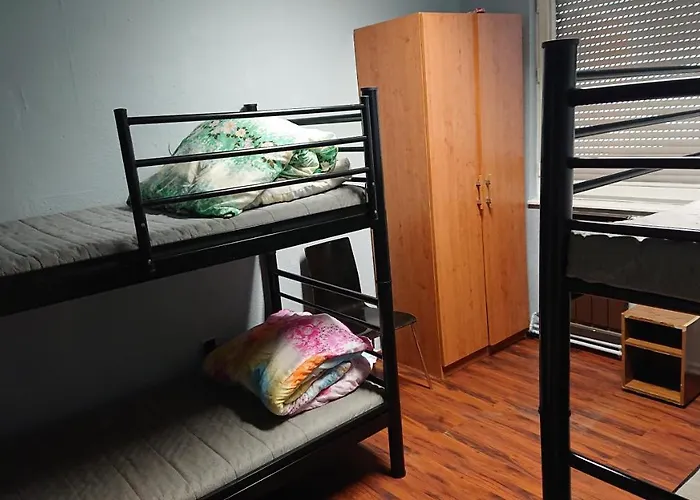 Pillango Munkasszallo *